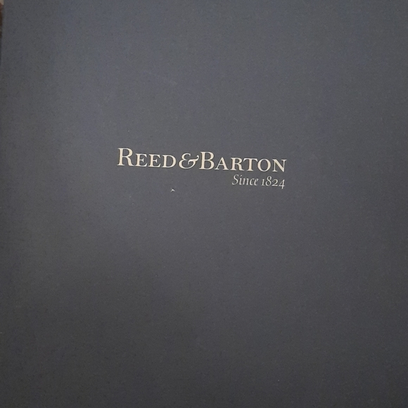 Reed & Barton Carson 4" x 6" Picture Frame - Picture 3 of 4